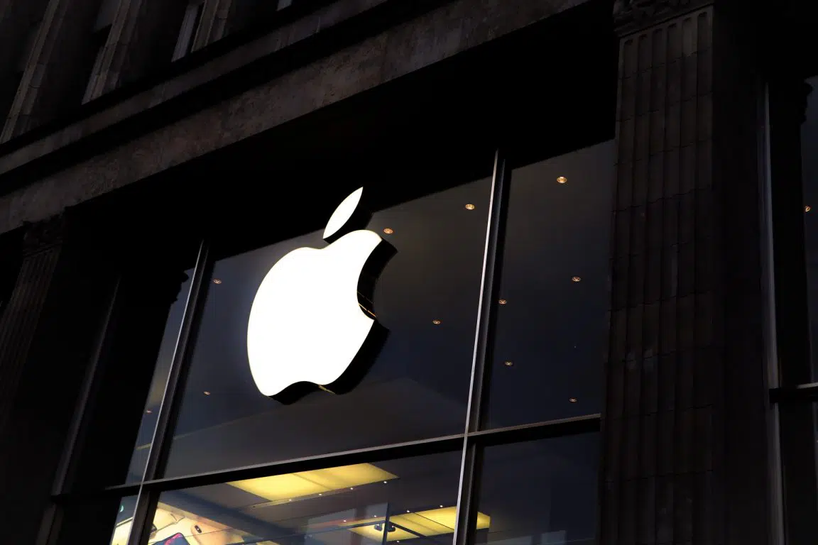 Apple’s revenue from games and music will grow to .2B by 2025