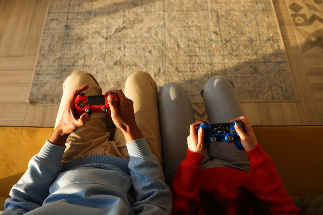 10 Mobile Games To Play With Your Girlfriend