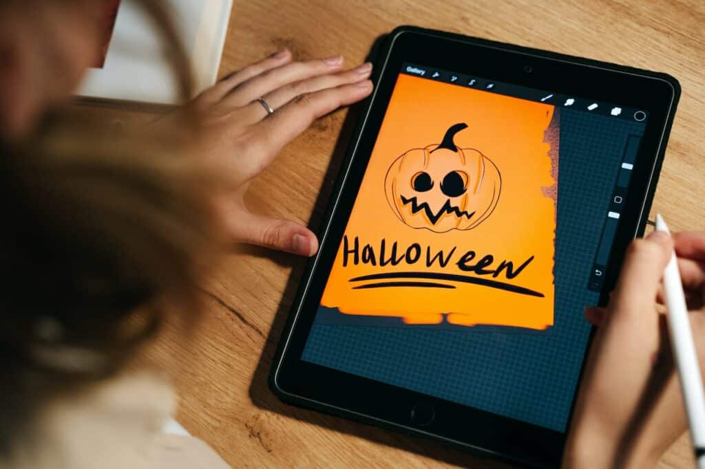 The 8 Best Graphic Design Apps for iPad Mobile Marketing Reads